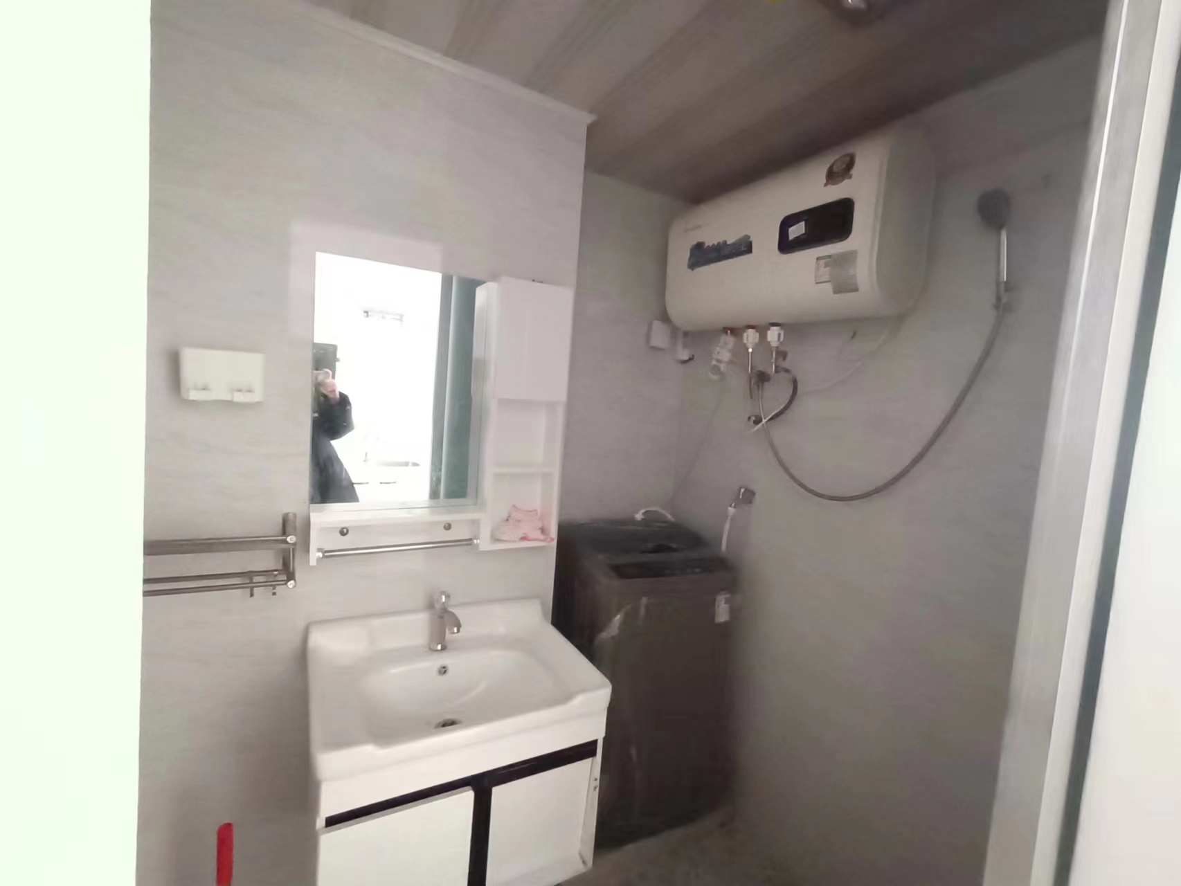 正泰江岸水苑 1室1厅1卫 40m&sup2;