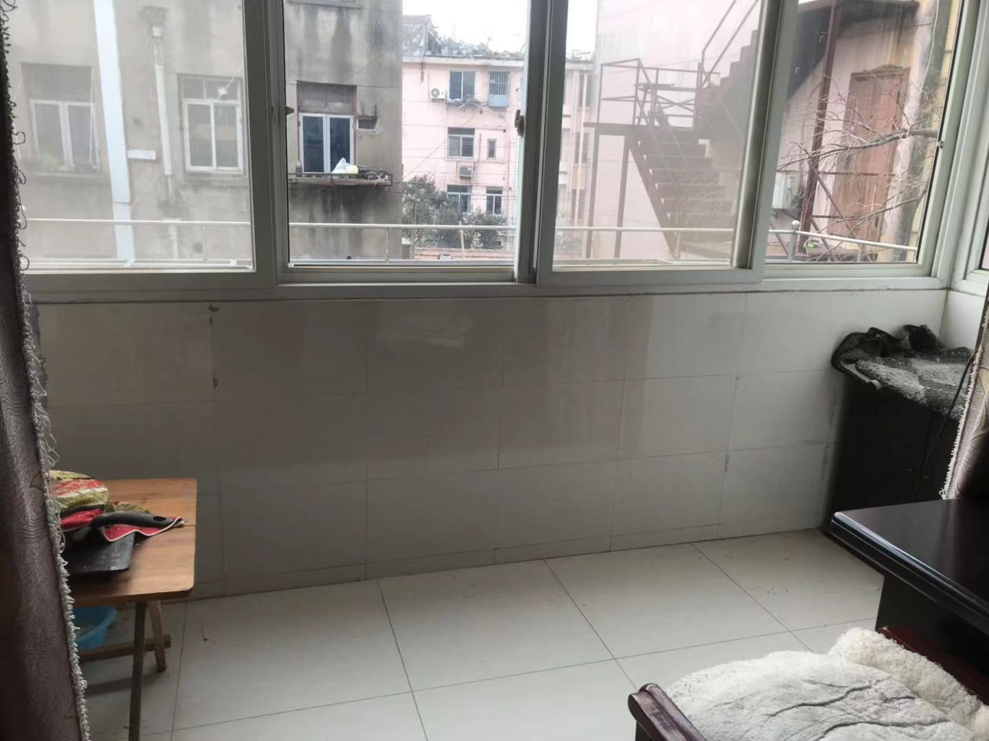 地区机关宿舍 1室1厅1卫 45m&sup2;