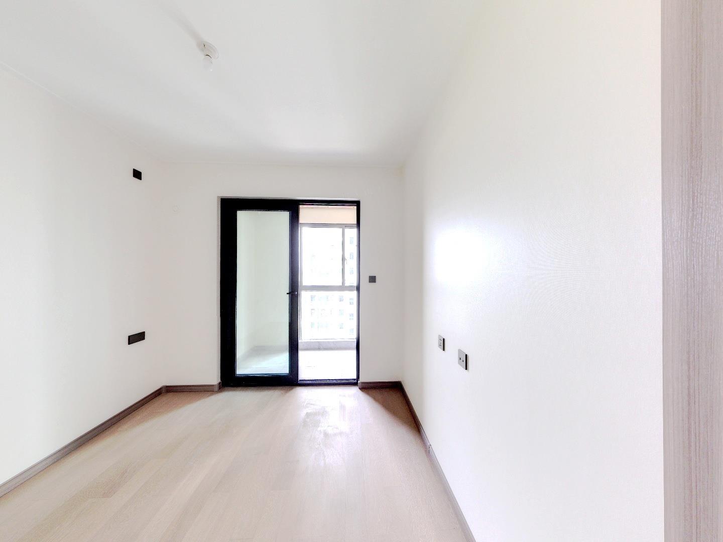 万科翡翠公园 3室2厅2卫 115m&sup2;