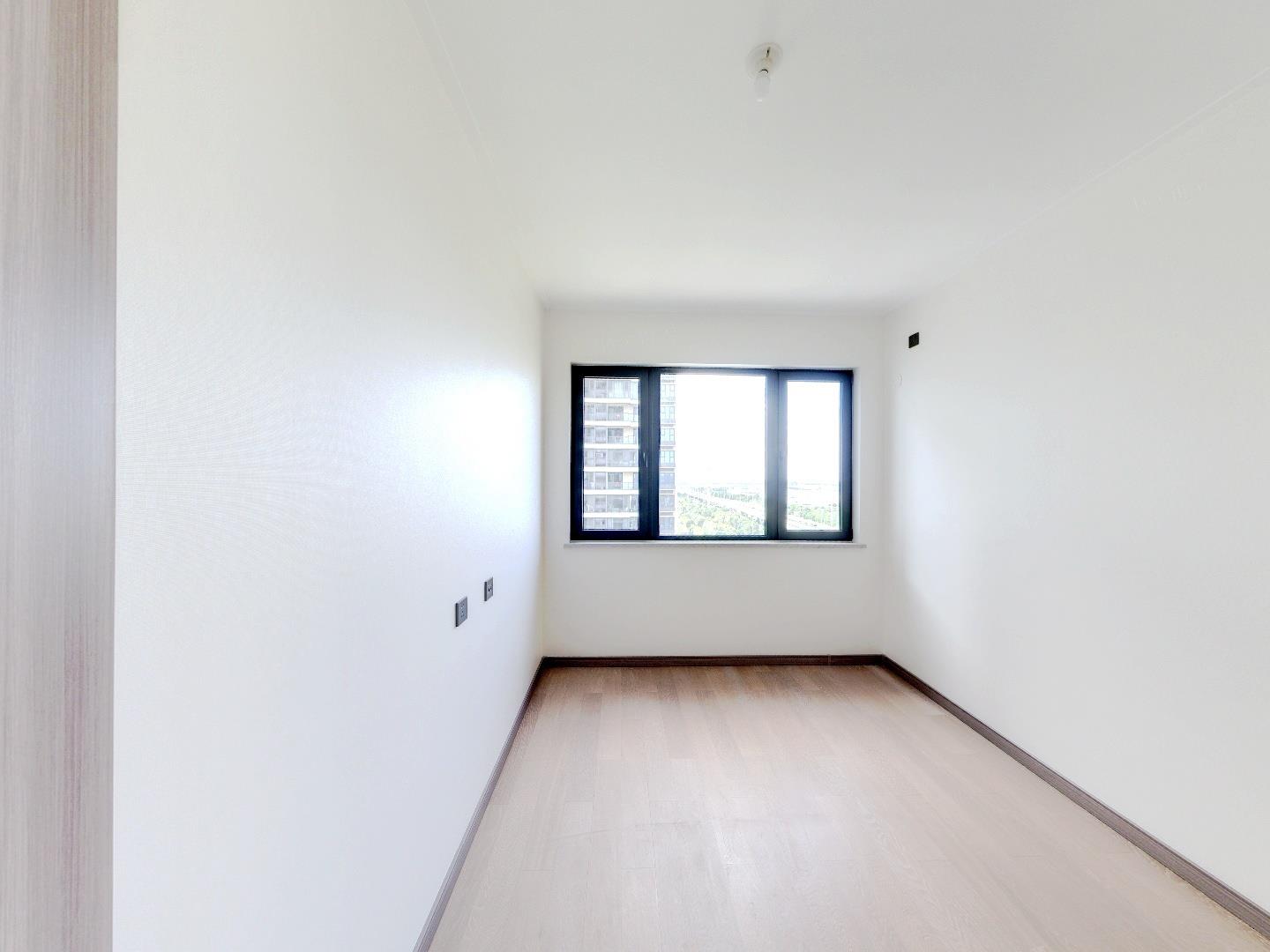 万科翡翠公园 3室2厅2卫 115m&sup2;
