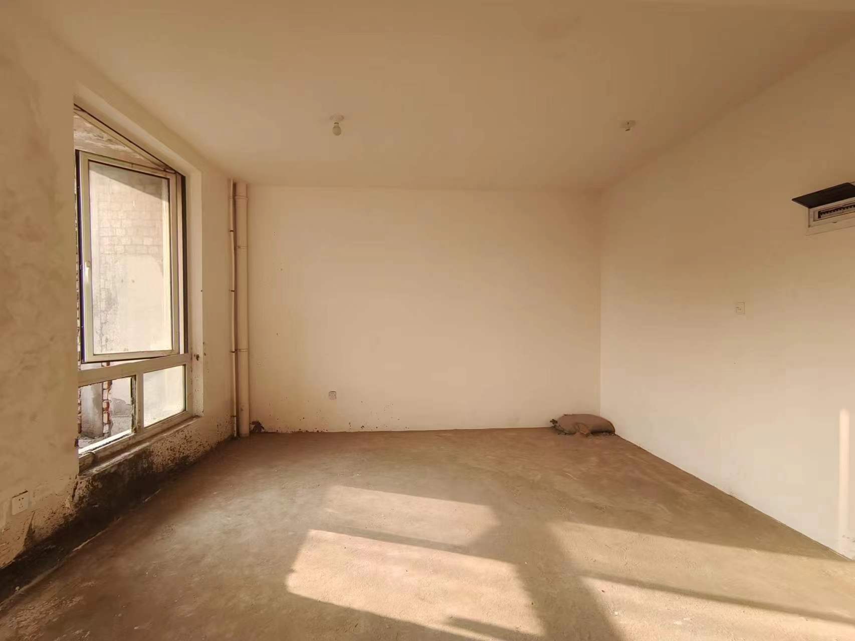 顺发御园 5室3厅3卫 312m&sup2;