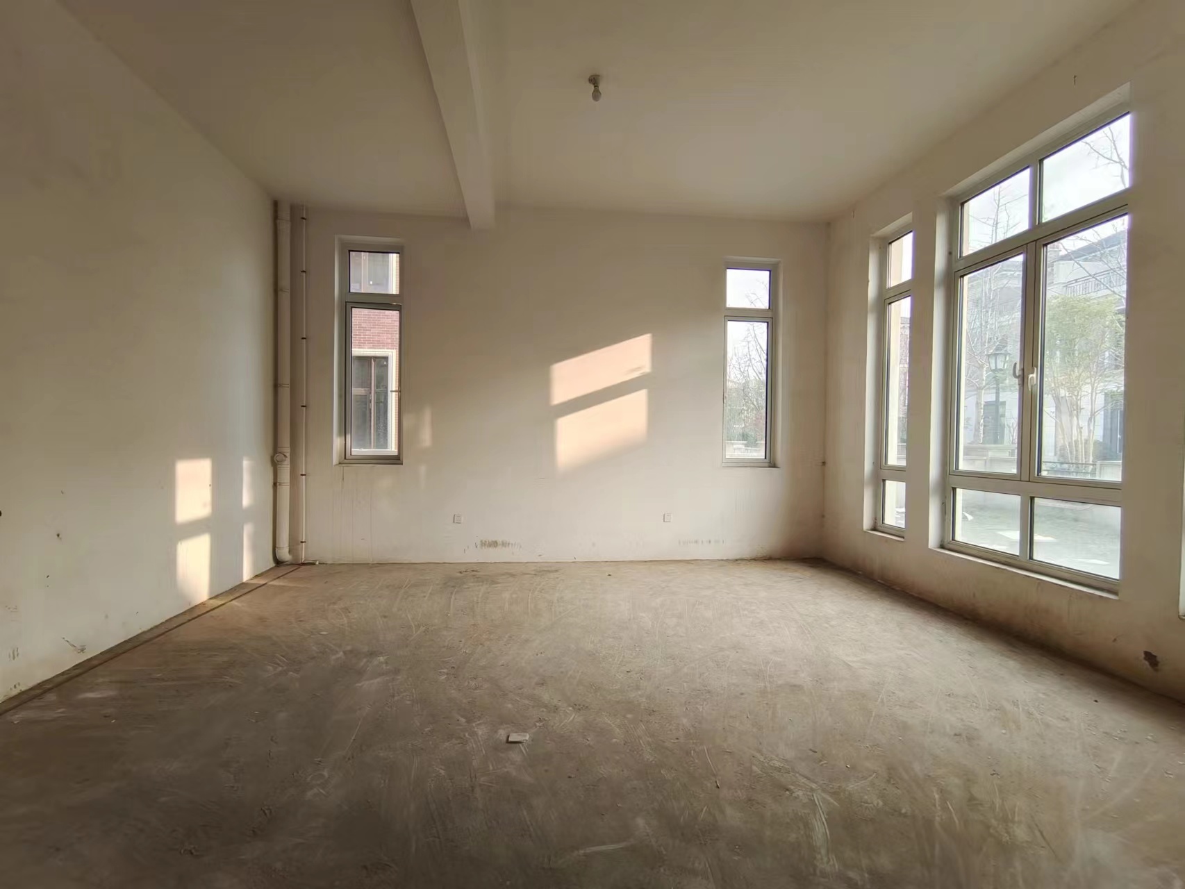 顺发御园 5室3厅3卫 312m&sup2;