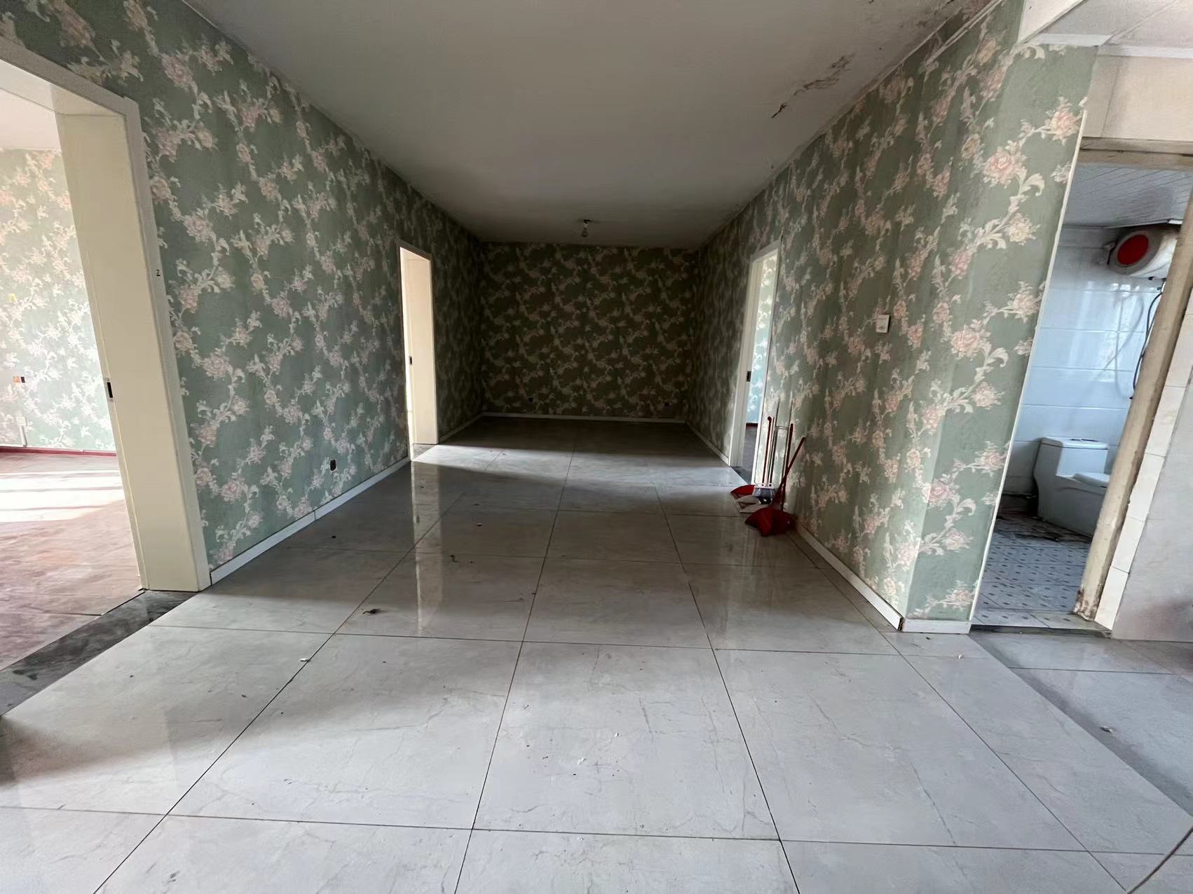 五山家园 3室2厅1卫 115.00m²