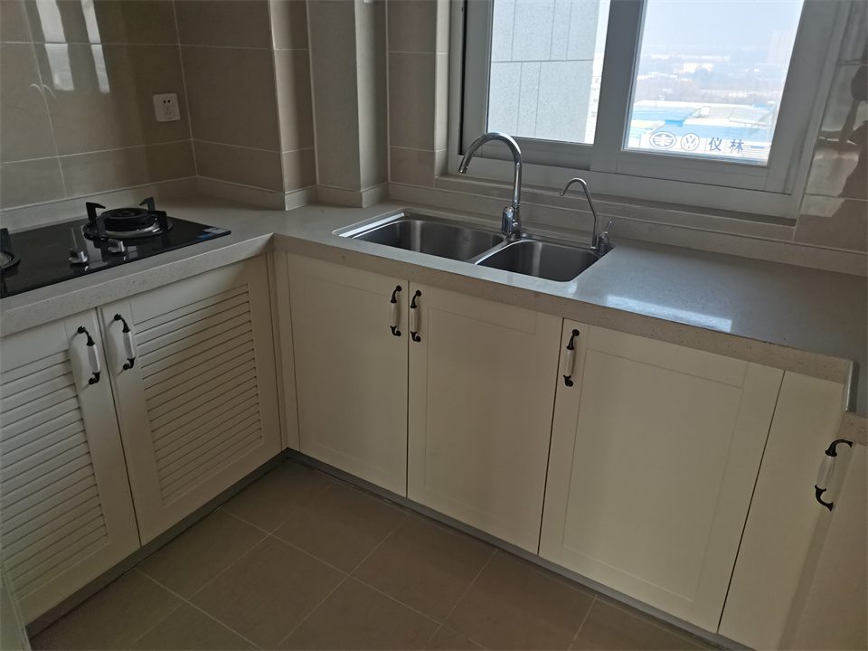 融创盛和九里桃源 3室2厅1卫 108m&sup2;