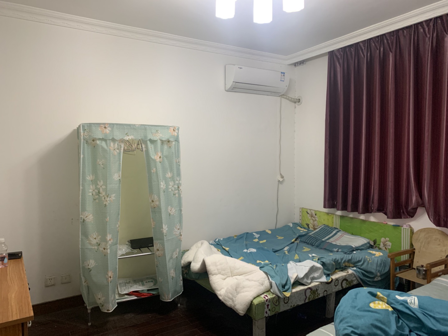 爱玛花苑 4室2厅2卫 282.65m&sup2;