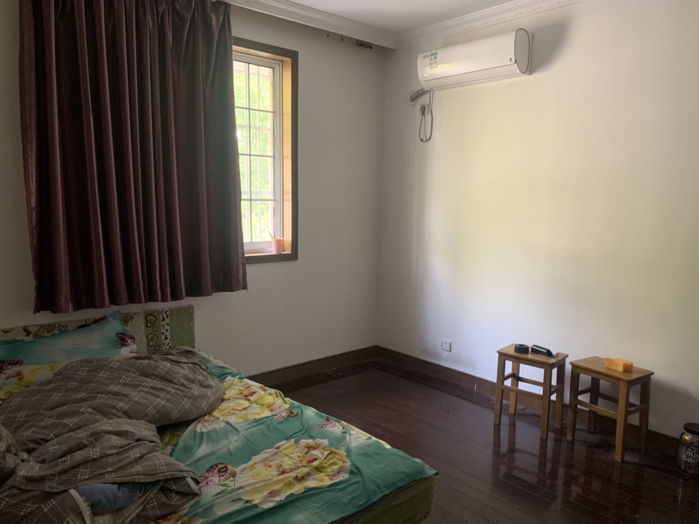 爱玛花苑 4室2厅2卫 282.65m&sup2;