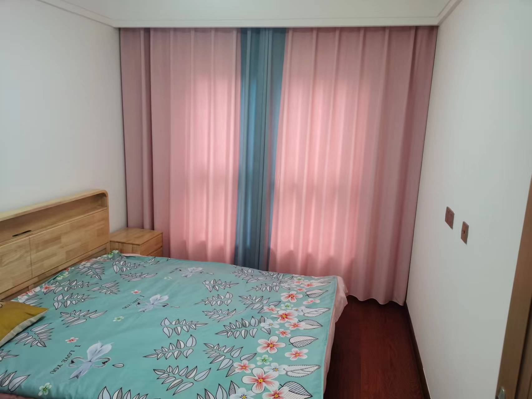 林肯公园 3室2厅1卫 93m&sup2;