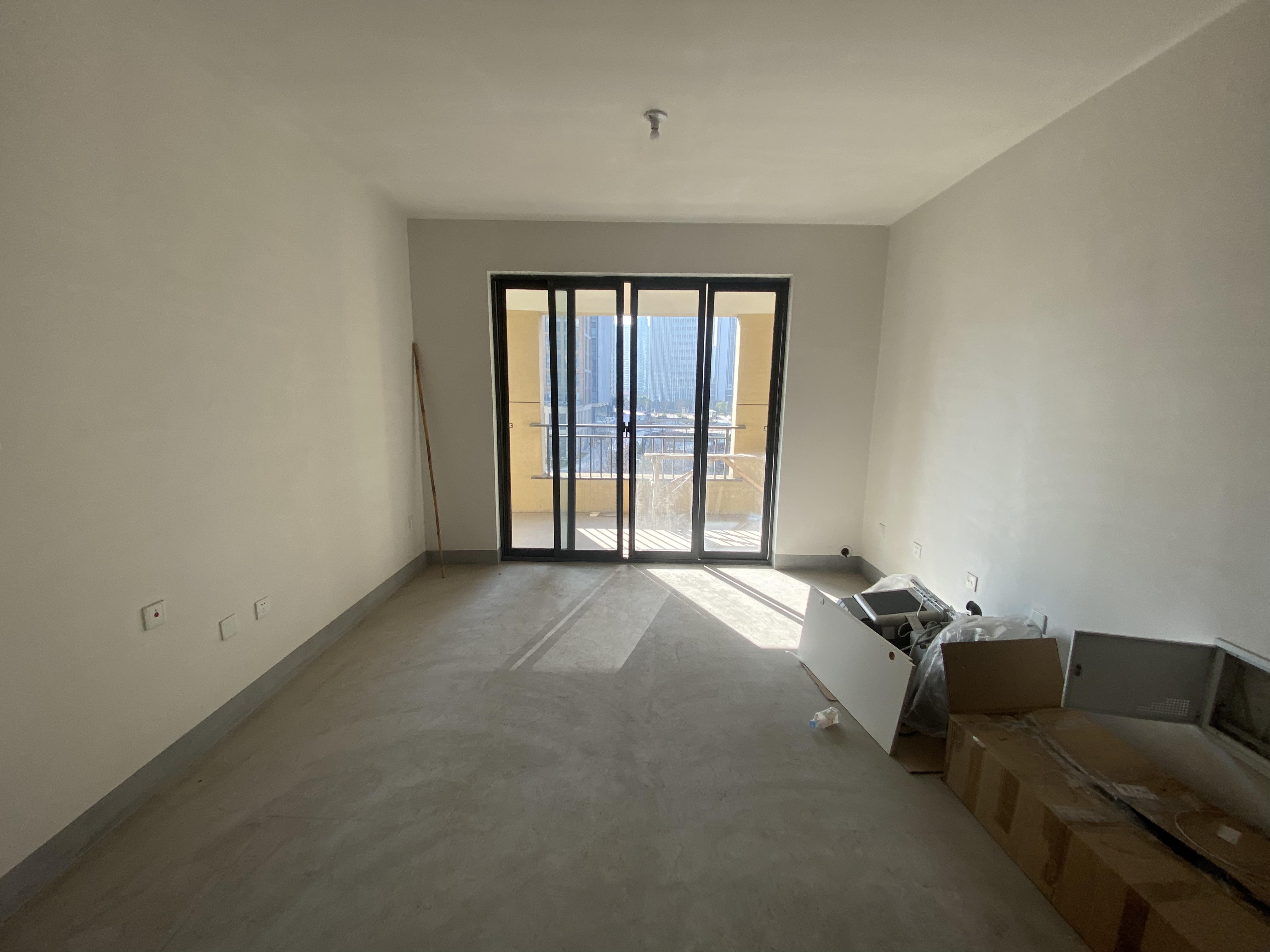 翠园 3室2厅1卫 106.00m&sup2;