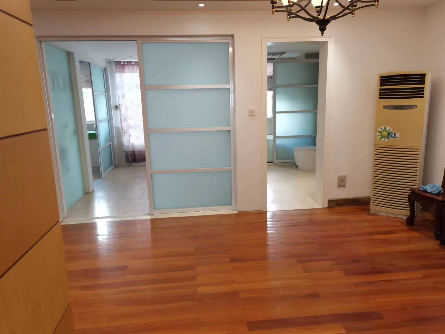 八仙花苑 3室2厅1卫 140.00m&sup2;