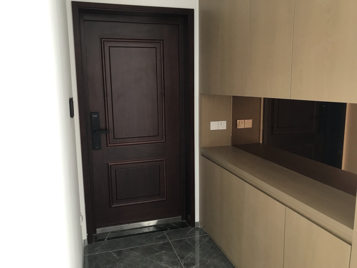远创宸樾 3室2厅1卫 92.00m&sup2;