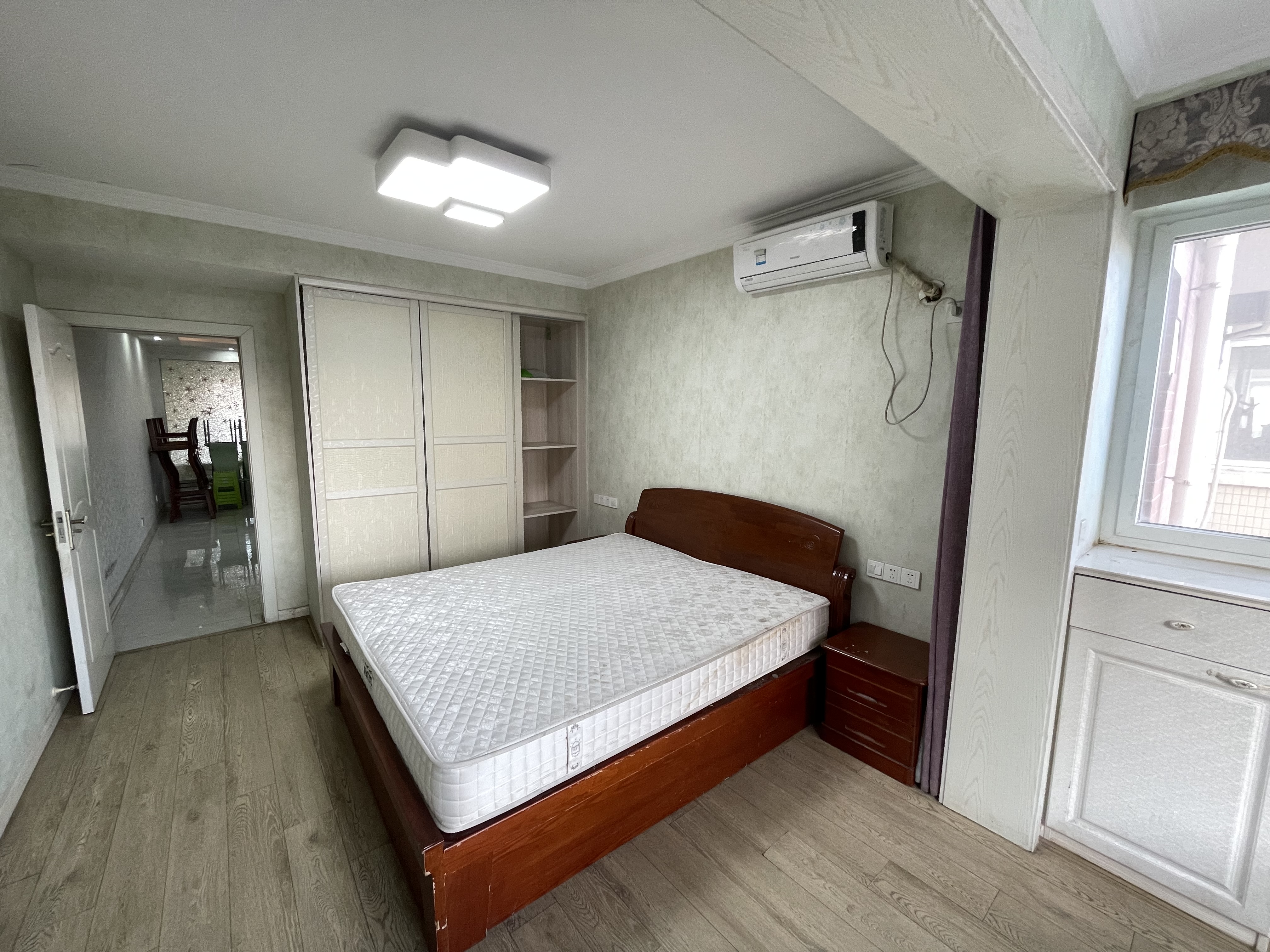 盛唐公寓 2室2厅1卫 94m&sup2;