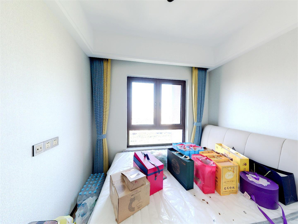 华强城 4室2厅2卫 146.31m&sup2;
