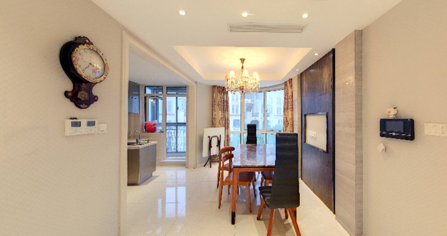 军山花园 3室2厅2卫 175.83m&sup2;