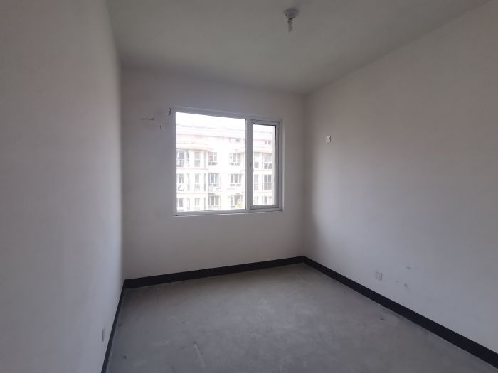 军山花园 1室0厅0卫 171.60m&sup2;