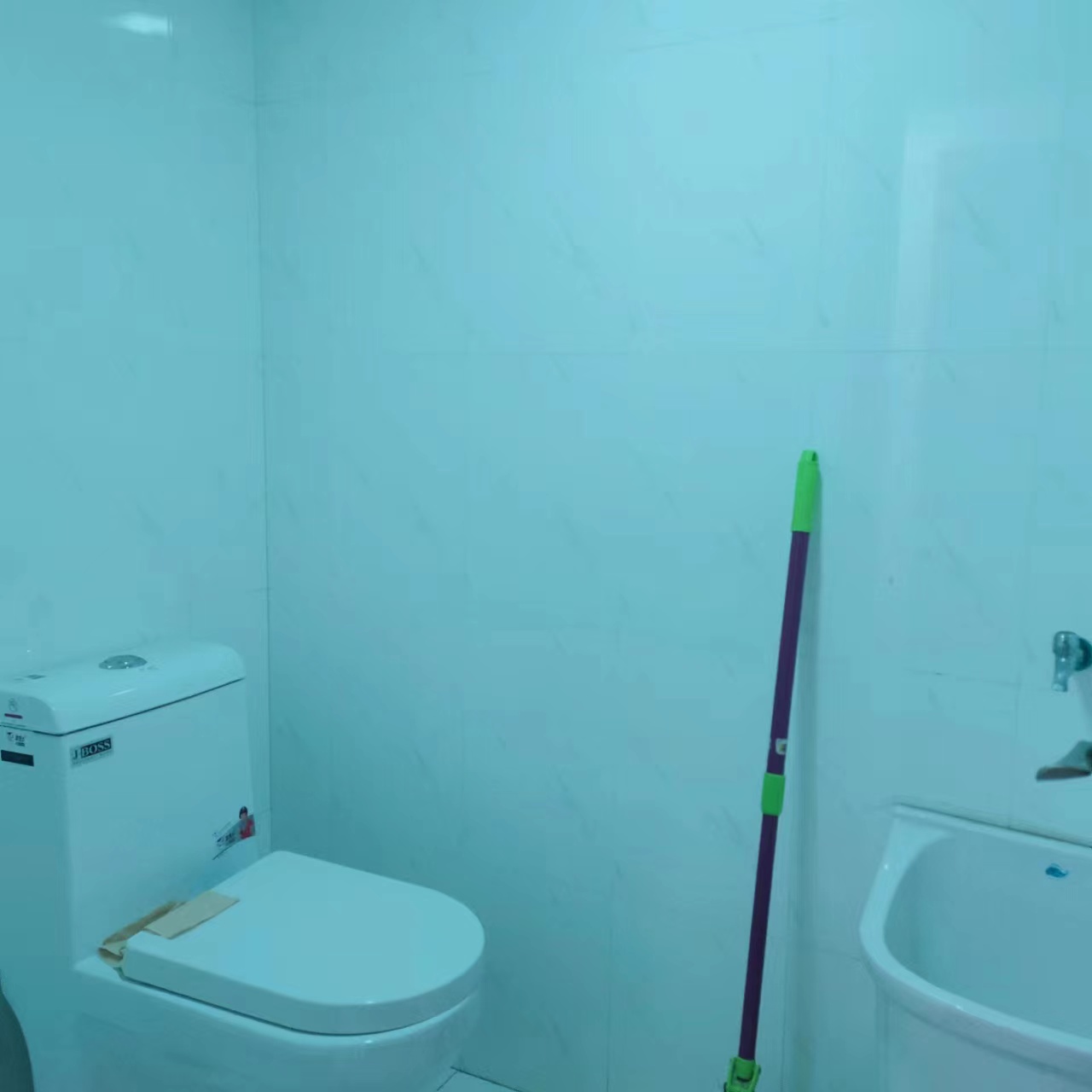 名都广场 1室1厅1卫 105m&sup2;