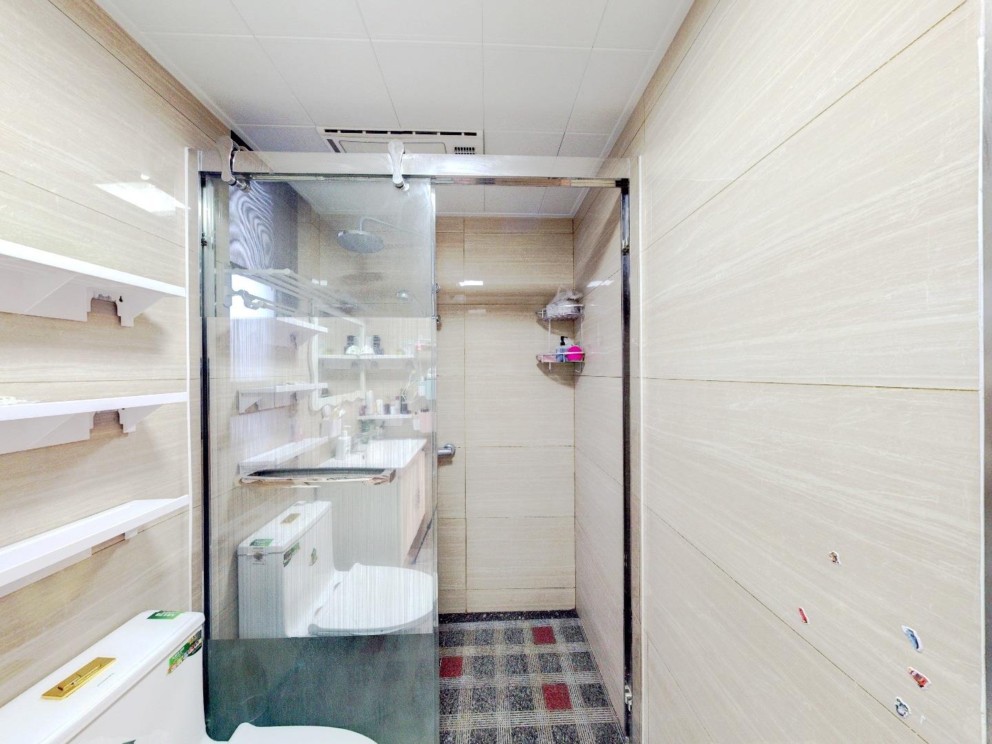 华强城 3室2厅1卫 120.72m&sup2;