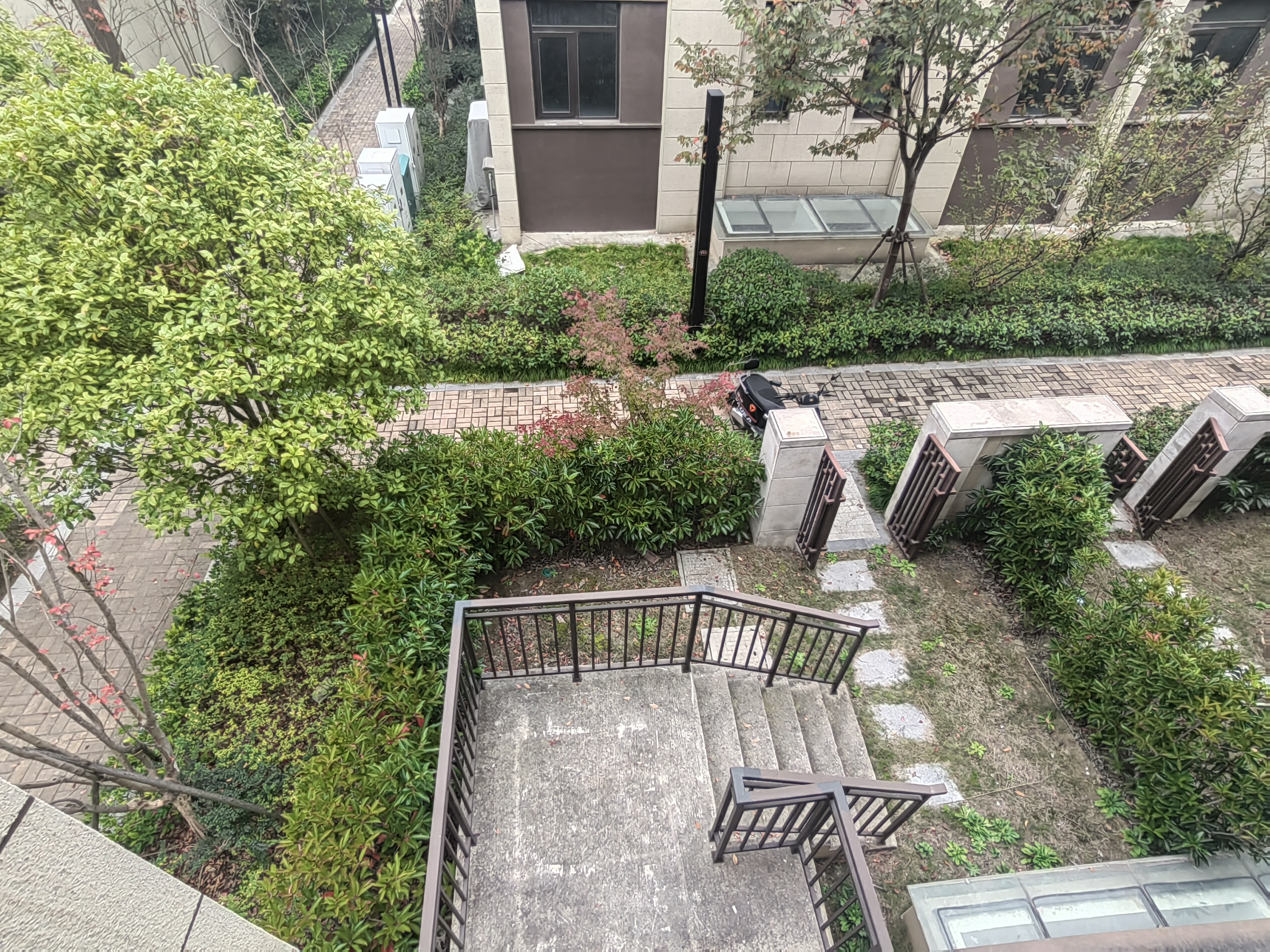 绿地新里城 2室2厅1卫 102.00m&sup2;
