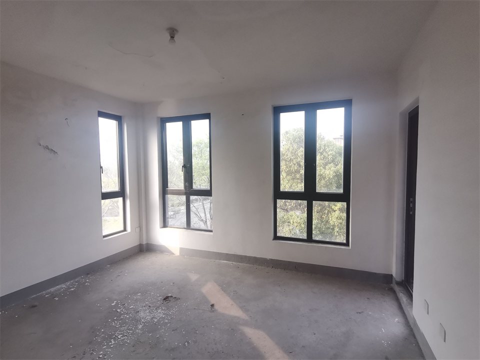 山水壹号 5室2厅4卫 267m&sup2;