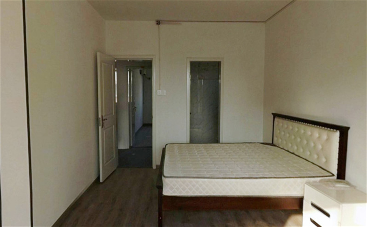 明珠花园（南通经济技术开发区） 8室2厅4卫 135.00m&sup2;