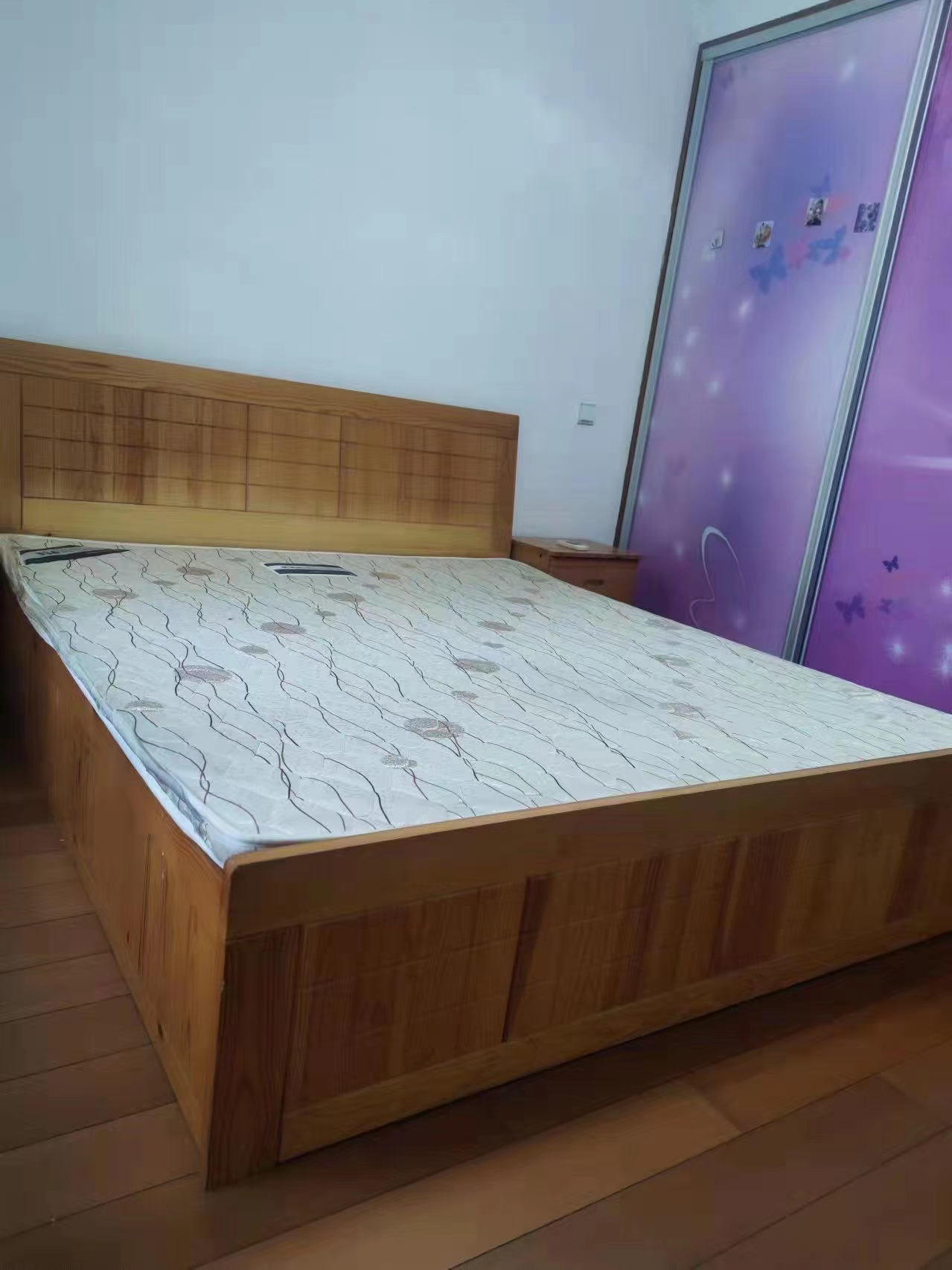 虹桥东村 4室2厅2卫 73m&sup2;