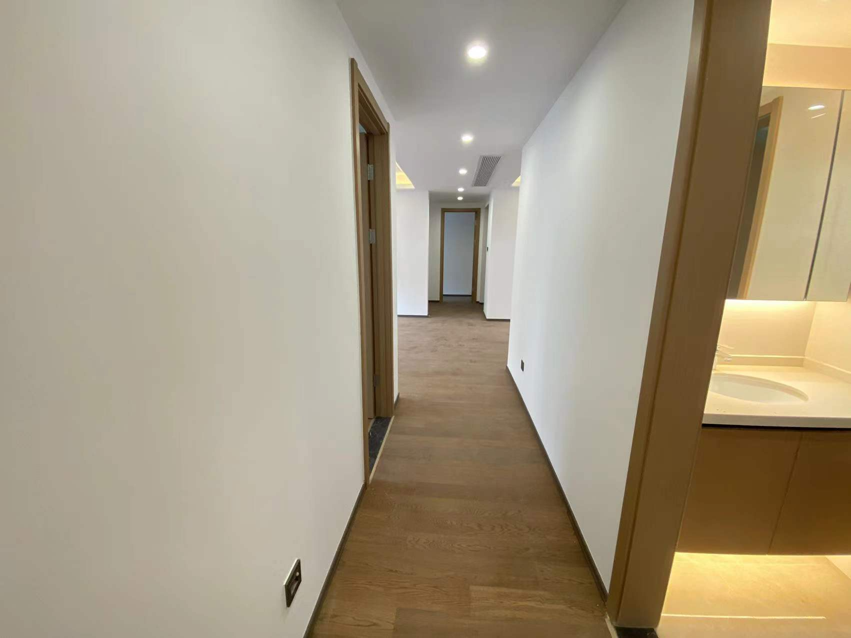 春风南岸西园 4室2厅2卫 122.00m&sup2;