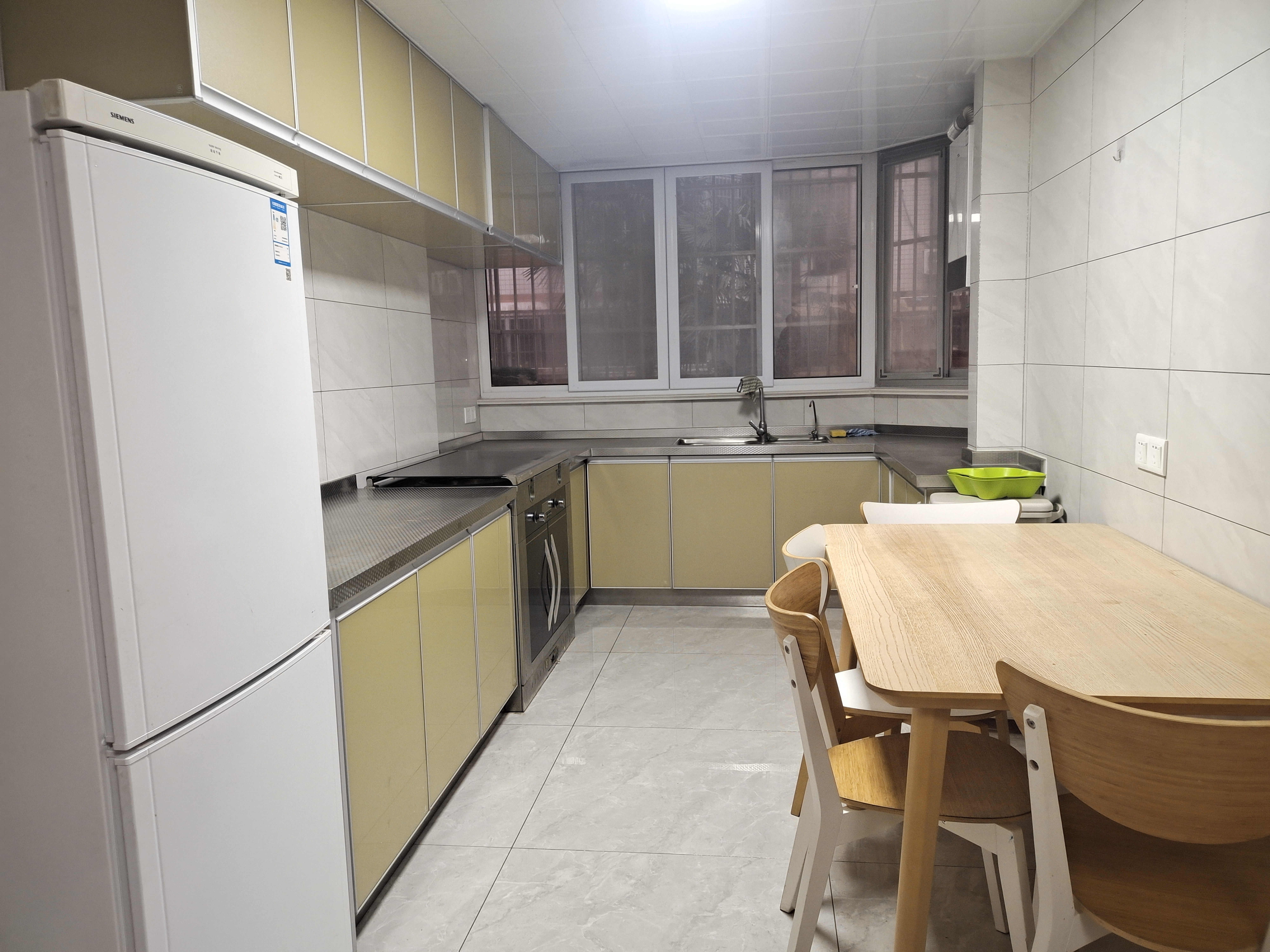 北濠顺遂楼 3室2厅1卫 135m&sup2;