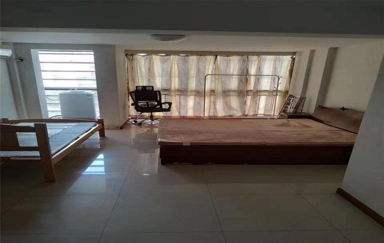 学苑大厦 2室1厅1卫 40.00m&sup2;