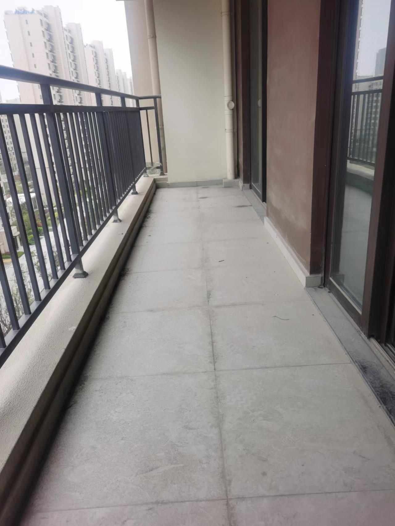 春风南岸东园 3室2厅2卫 121m&sup2;
