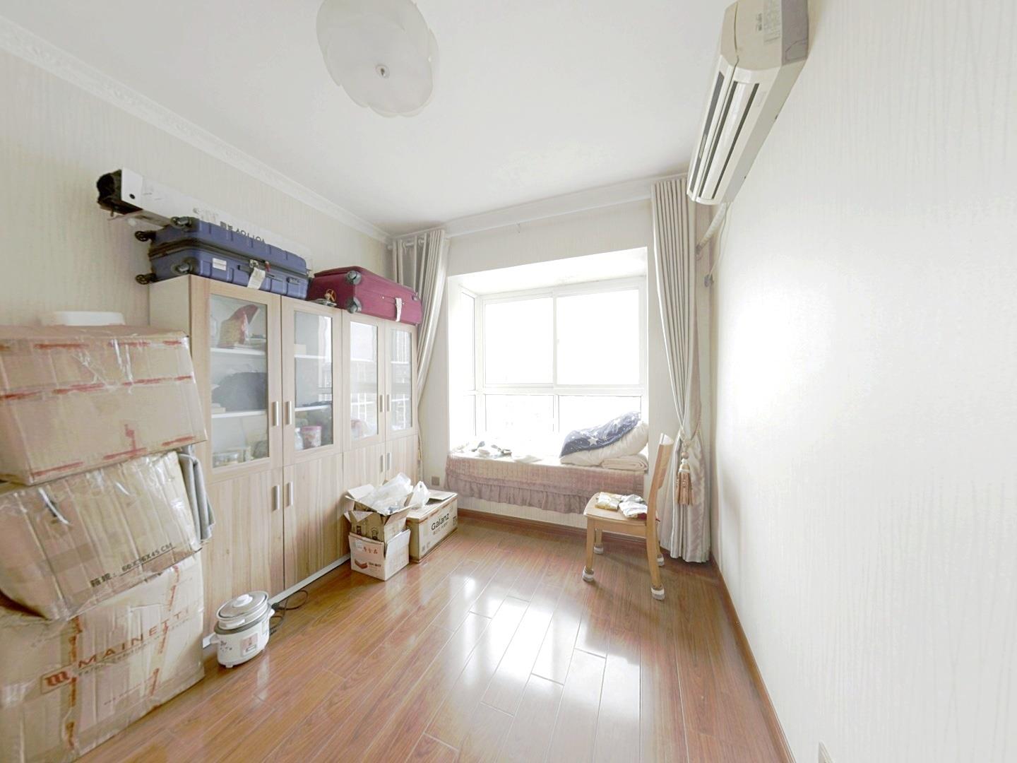 尚海城 3室2厅2卫 150.00m&sup2;