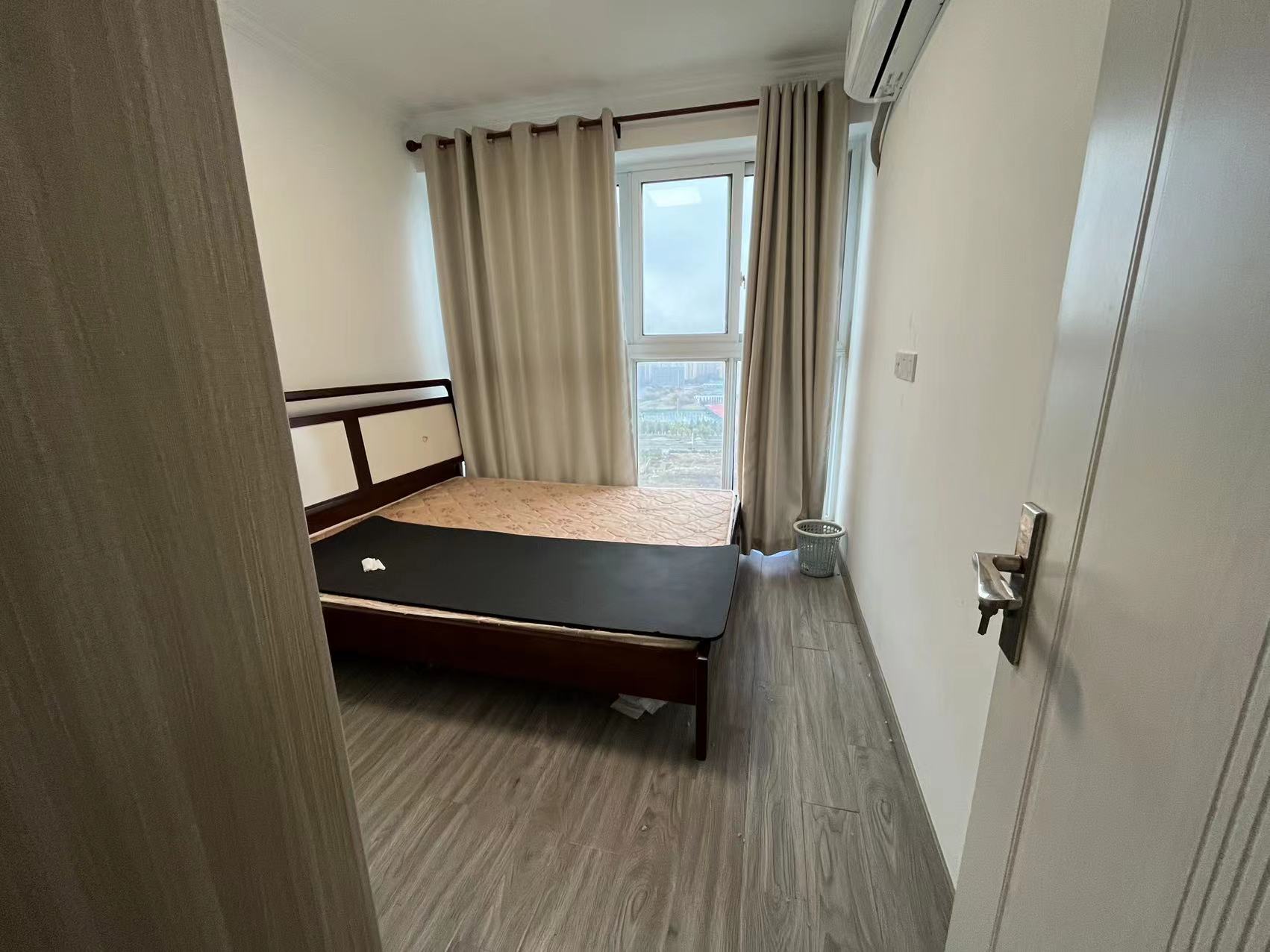 景瑞御府 3室2厅1卫121.00m&sup2;