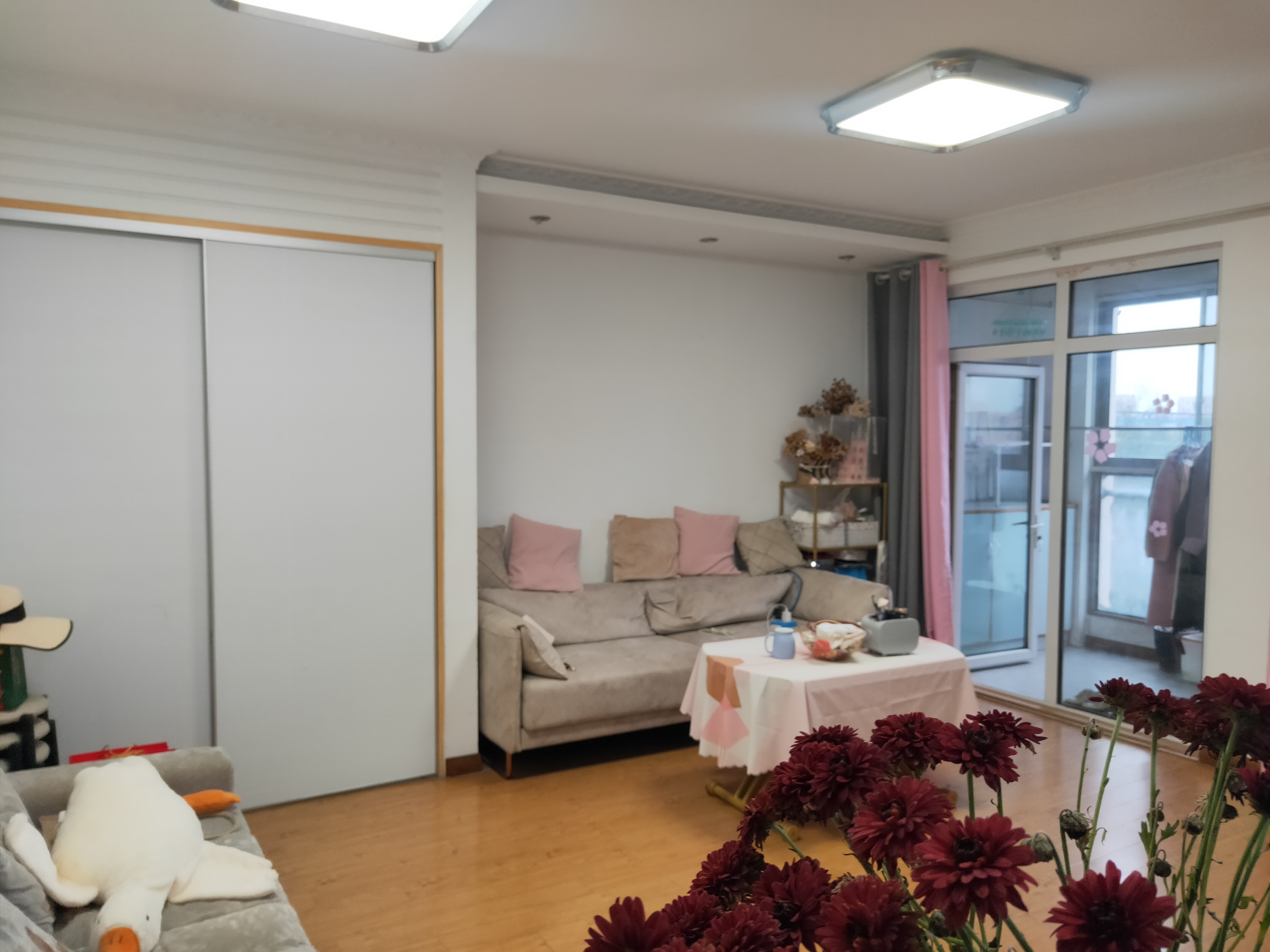军山花园 1室1厅1卫 59.19m²