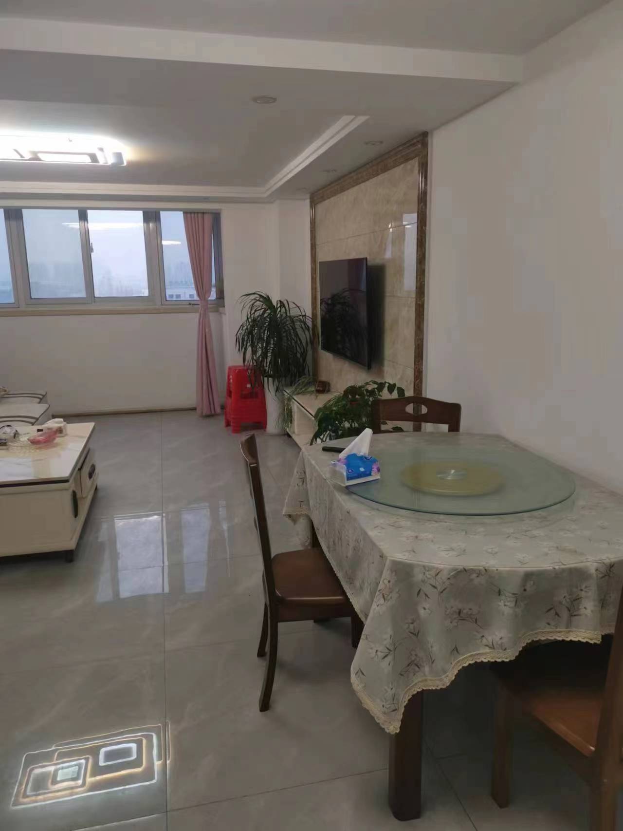 金海岸国际广场 2室2厅1卫 71m&sup2;