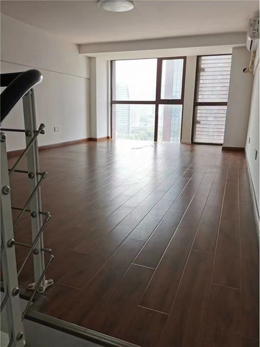 恒隆国际 2室2厅1卫 70.00m&sup2;
