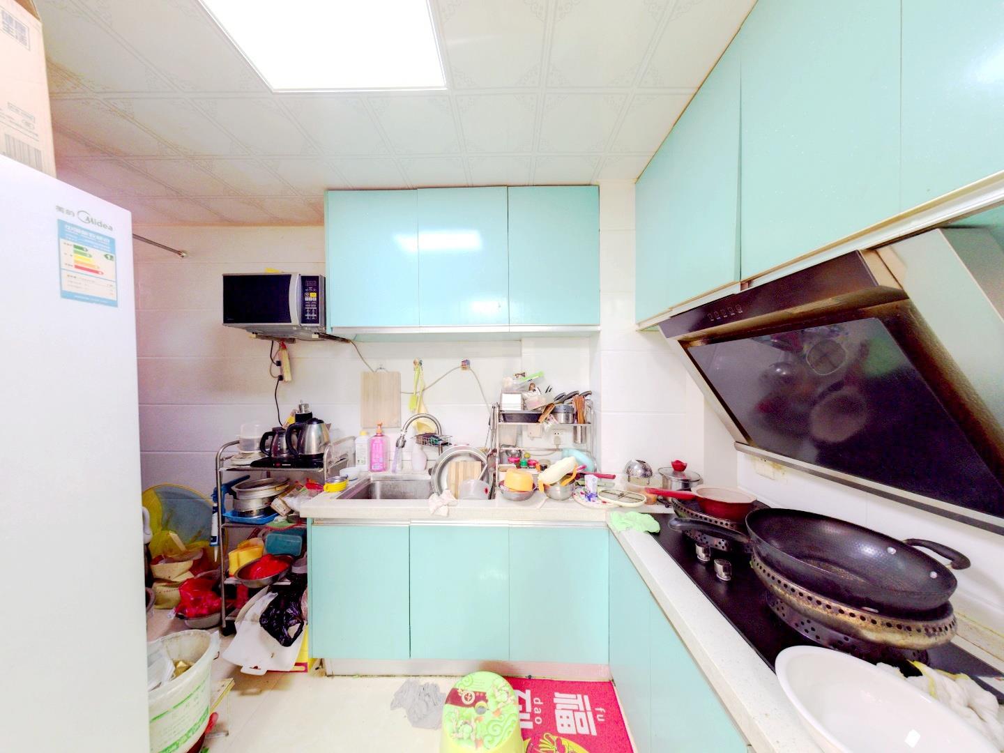 华强城 3室2厅1卫 100.33m&sup2;