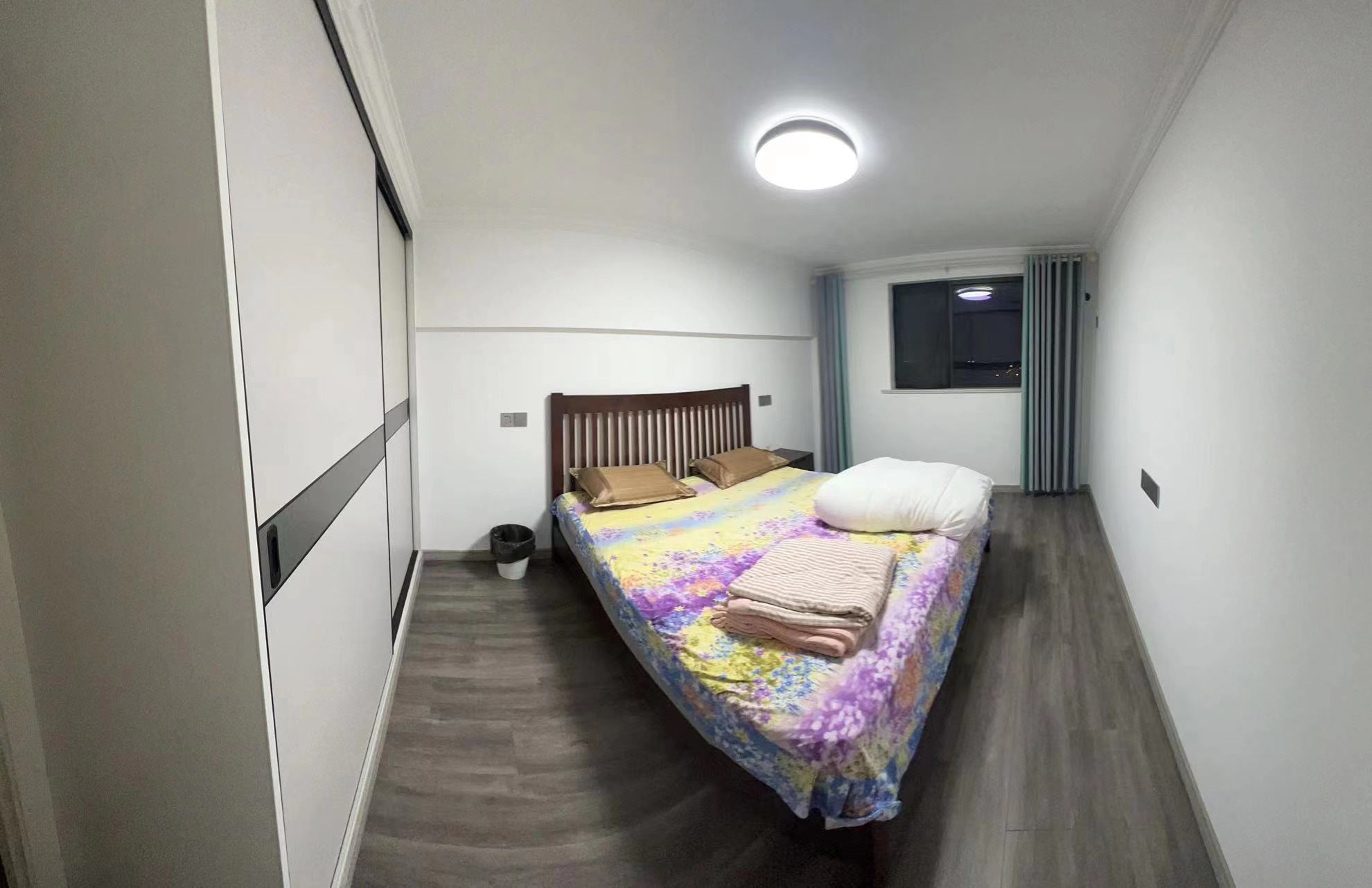 纽约时代 3室2厅2卫 60.00m&sup2;