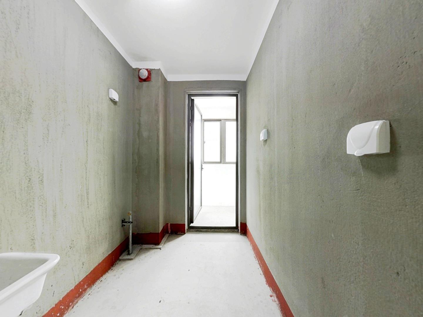 兴石花园 2室1厅1卫 83.58m&sup2;