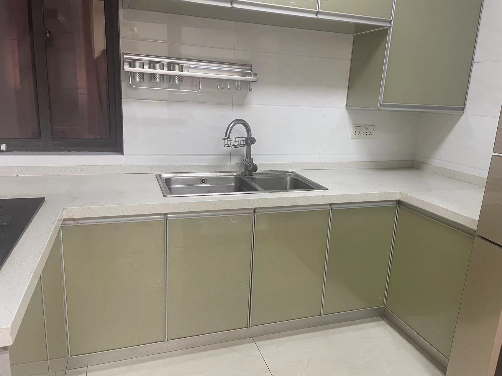 万濠星城 3室2厅1卫 99m&sup2;