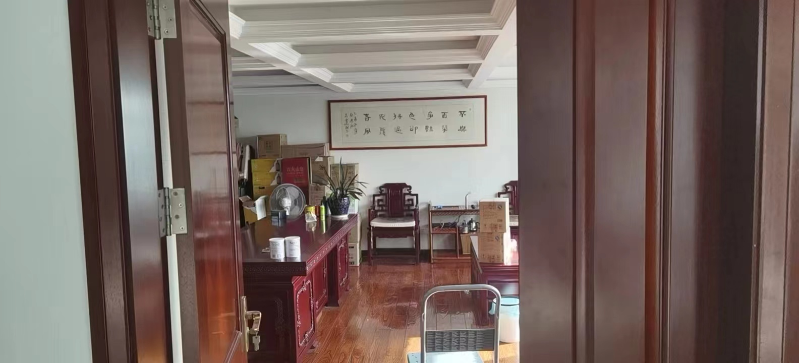 尚东国际商务中心 3室2厅2卫 132m&sup2;