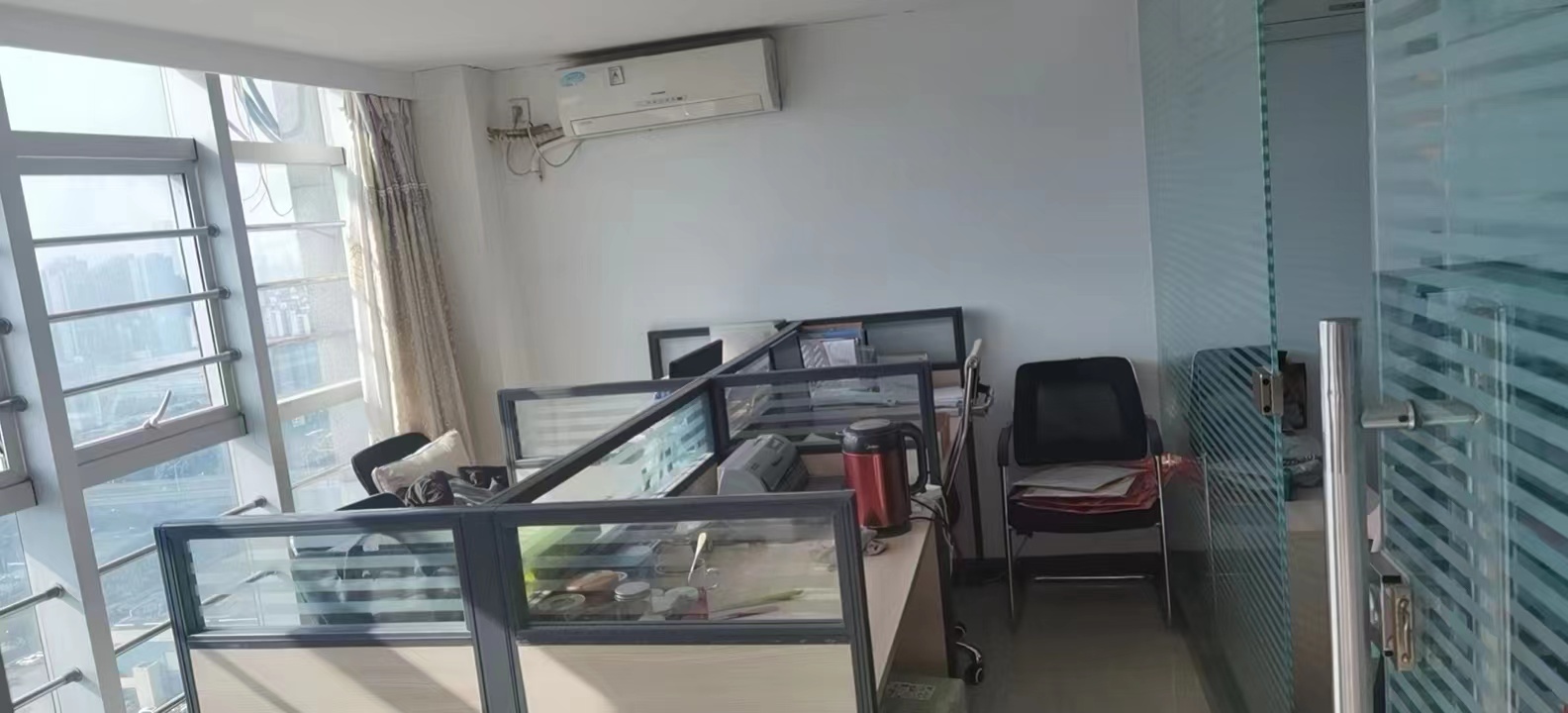 尚东国际商务中心 3室2厅2卫 132m&sup2;