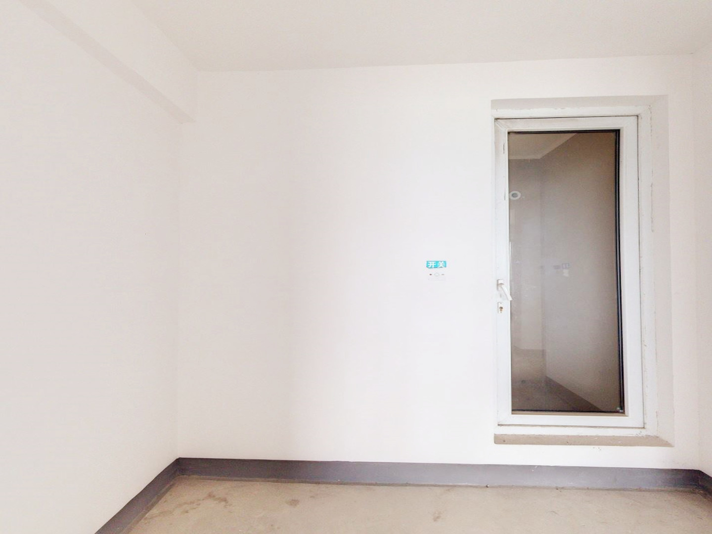 金科廊桥水岸 3室2厅1卫 105m&sup2;