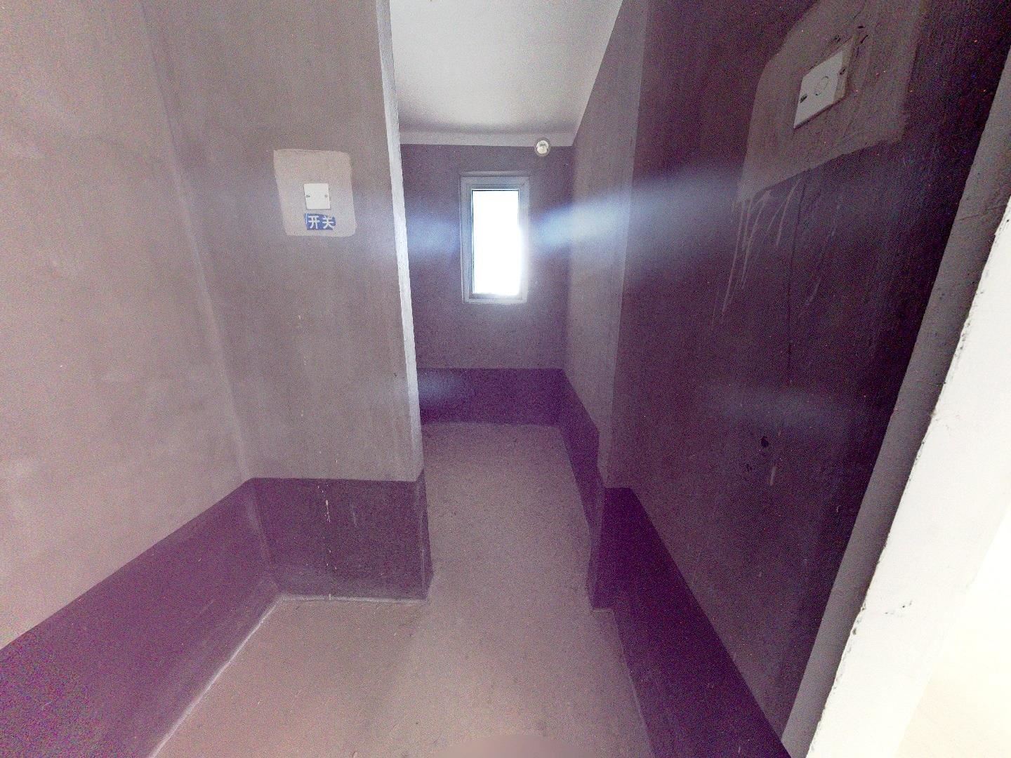 金科廊桥水岸 3室2厅1卫 105m&sup2;