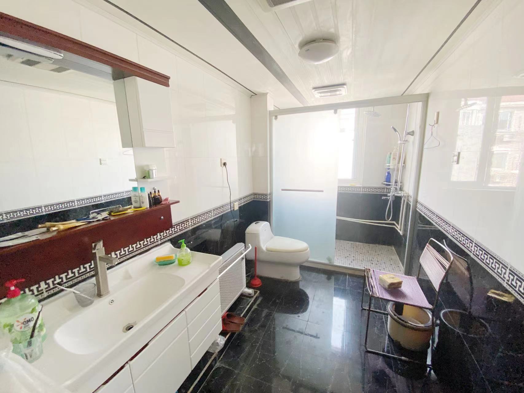 北濠山庄 6室3厅1卫 235.00m&sup2;