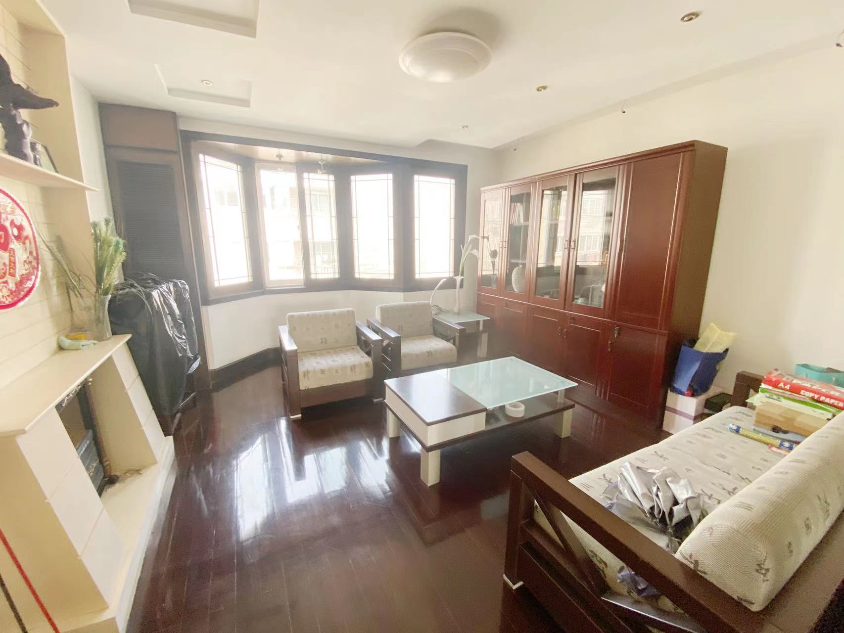 北濠山庄 6室3厅1卫 235.00m&sup2;