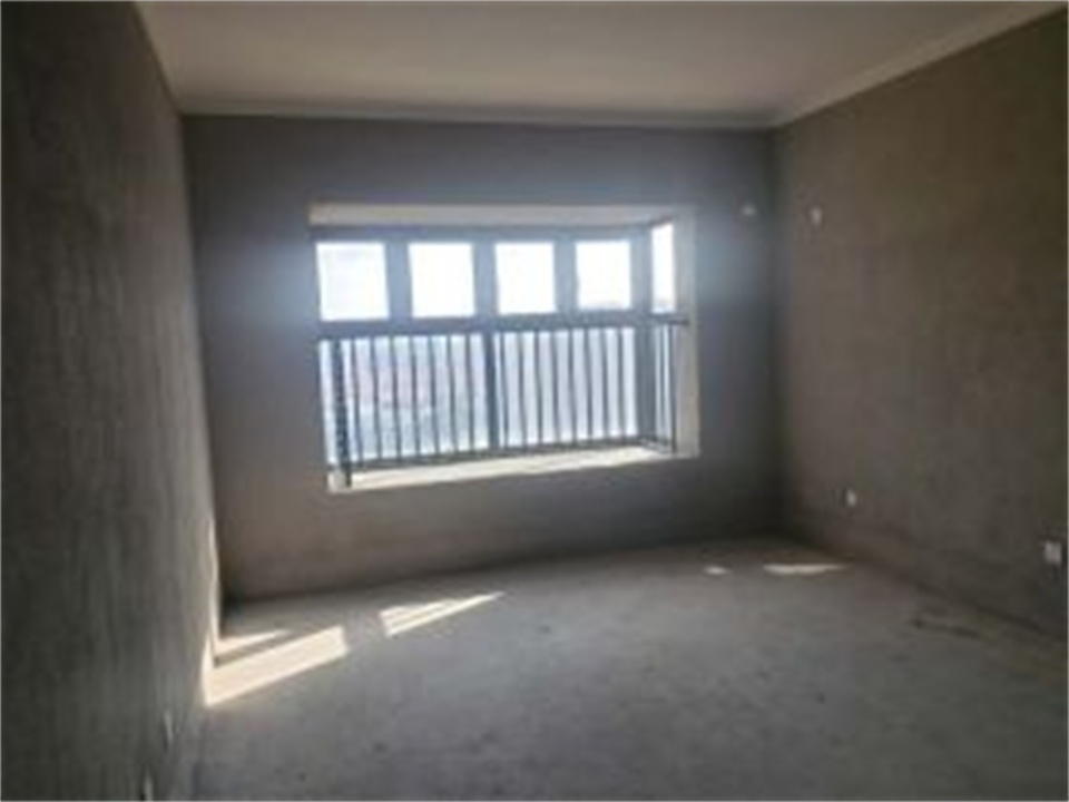 华强城 4室2厅2卫 158m&sup2;