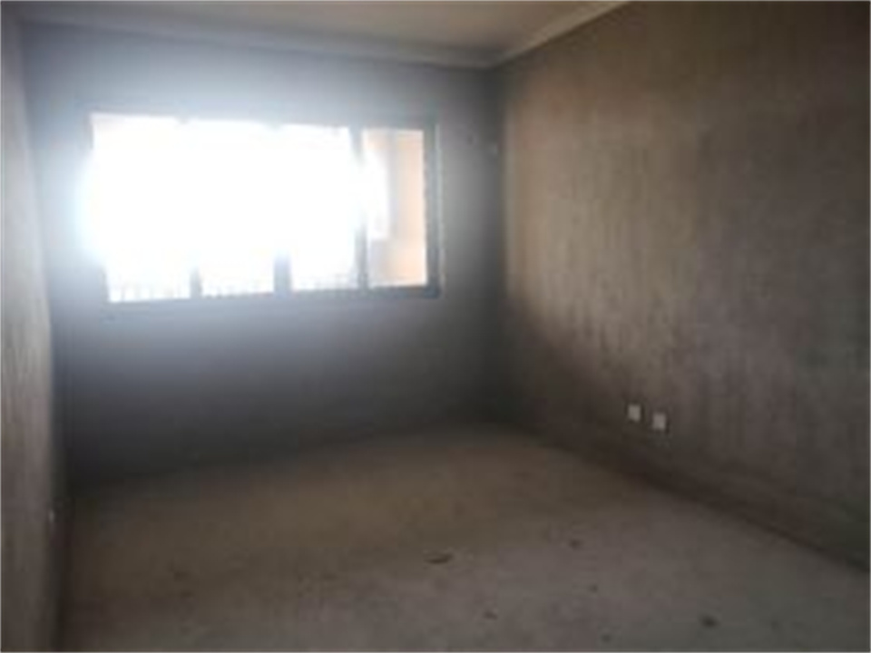 华强城 4室2厅2卫 158m&sup2;