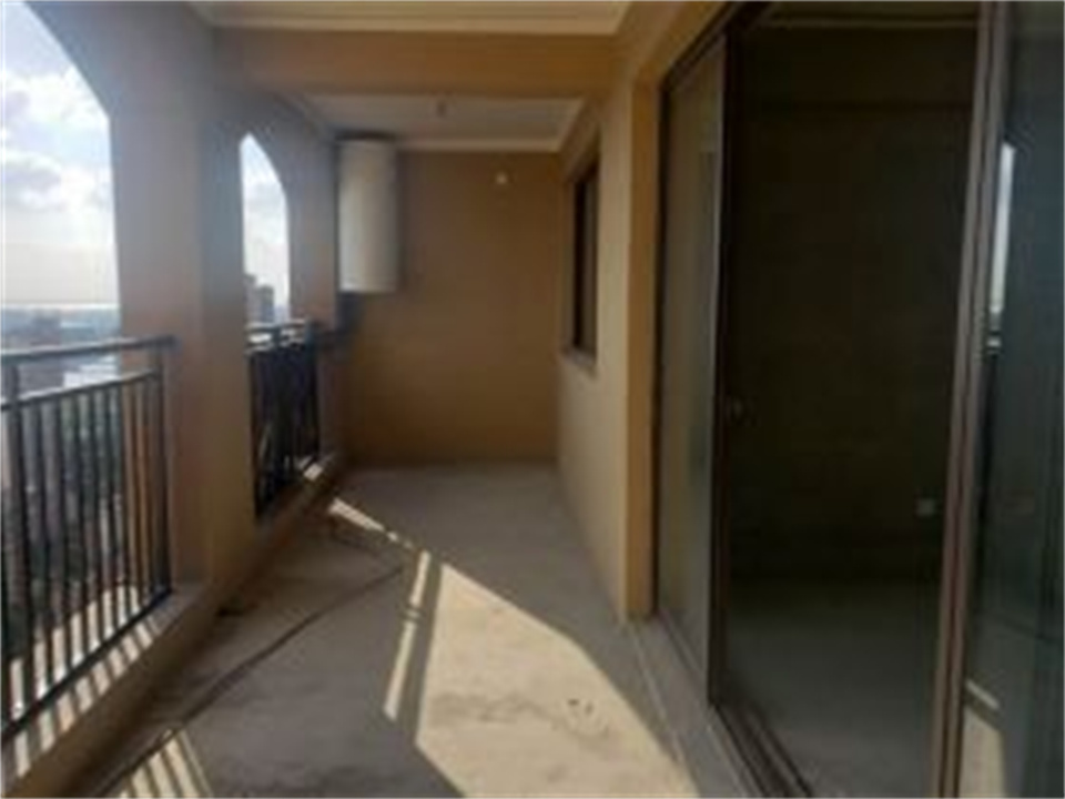 华强城 4室2厅2卫 158m&sup2;