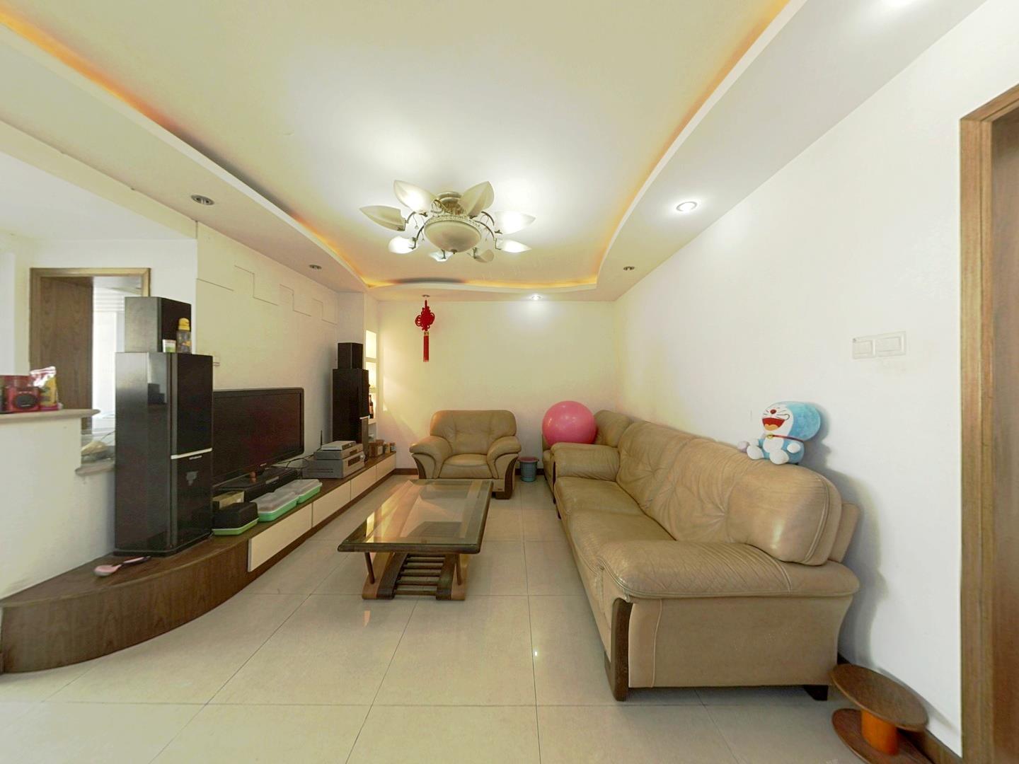 阳光花园 4室2厅2卫 187.00m&sup2;