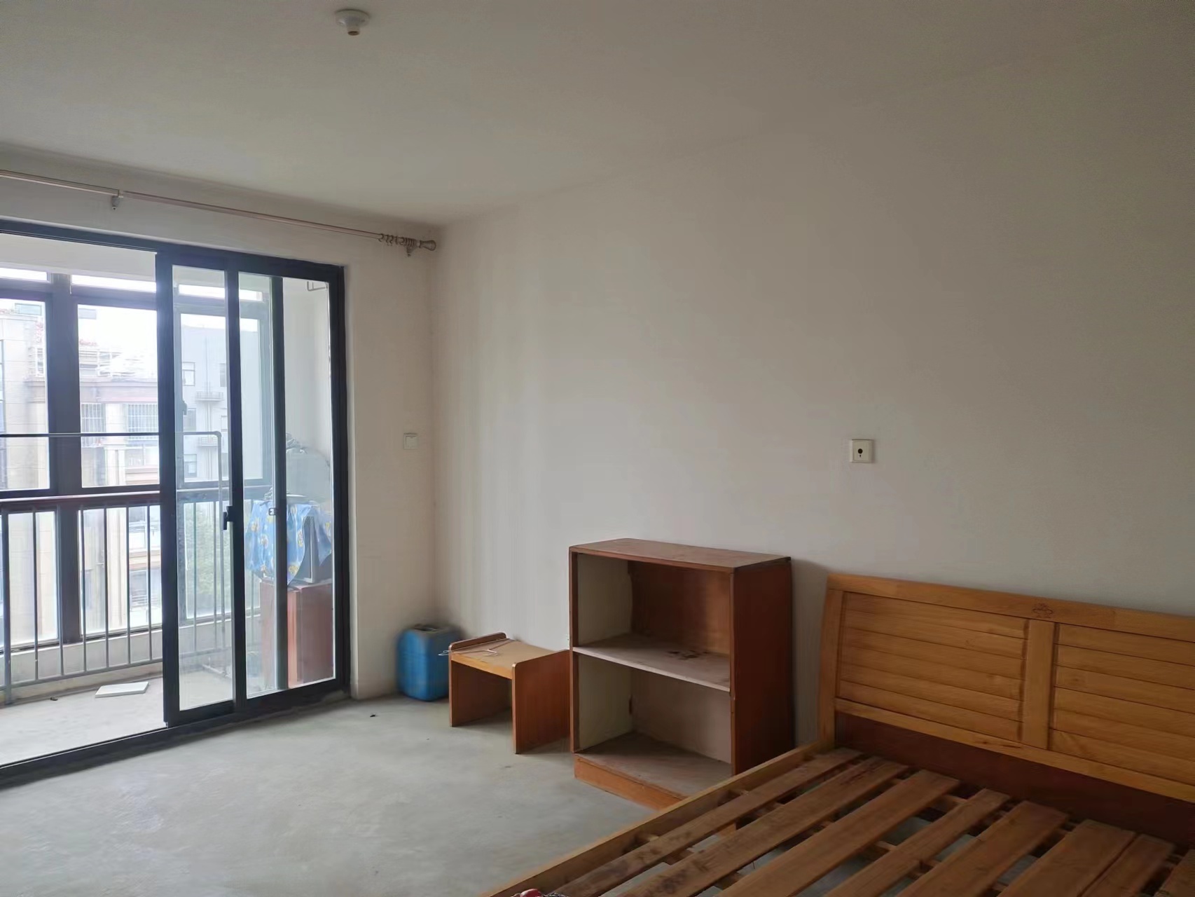 海韵花园 3室2厅1卫 124m&sup2;