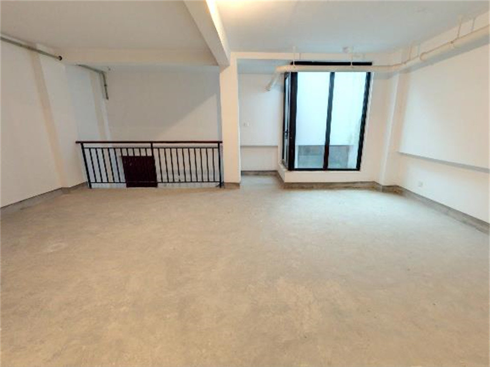 山水壹号 3室2厅2卫 270m&sup2;
