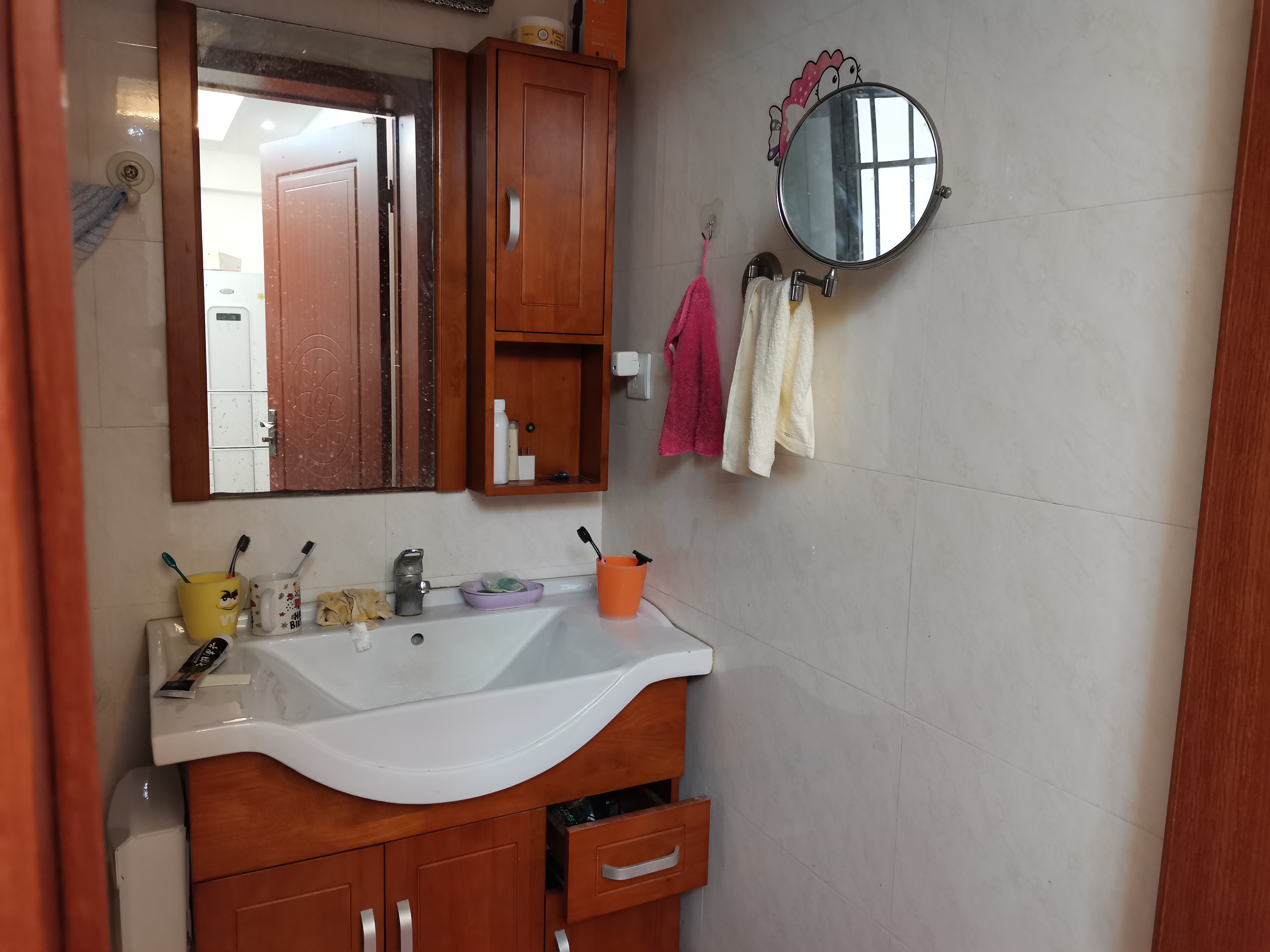 任港路2号 2室1厅1卫 63.59m&sup2;